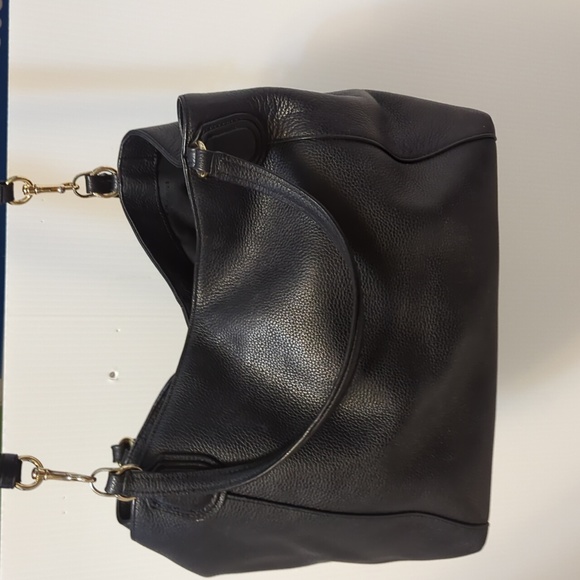 Coach Edie 28 Shoulder/Crossbody - Picture 2 of 9